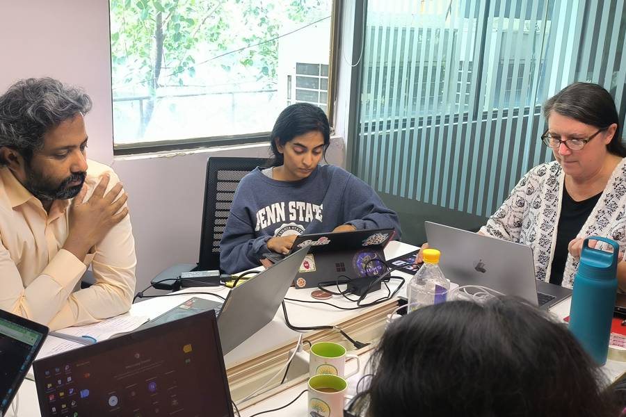 DataDeli Team Moment